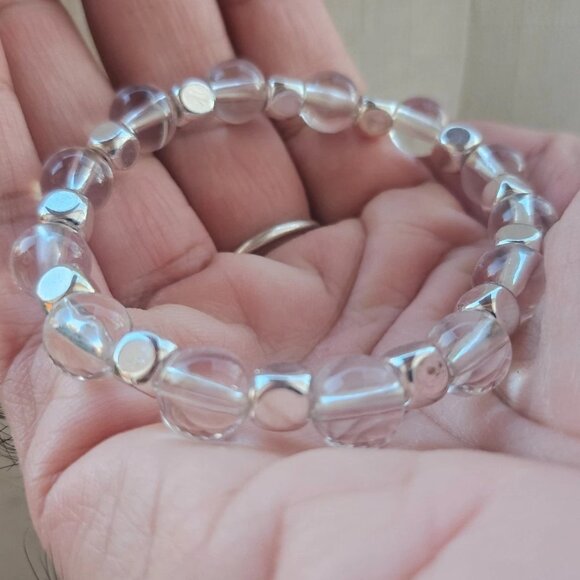 Fashion Bracelet Stretched Wrist Band Clear/Silver Tone Bracelet Adjustable New - Picture 1 of 11